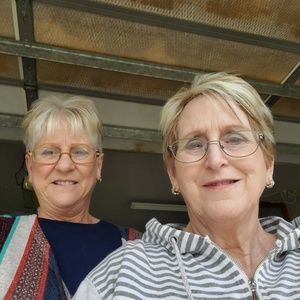 Meet your Posher, Diana lynn